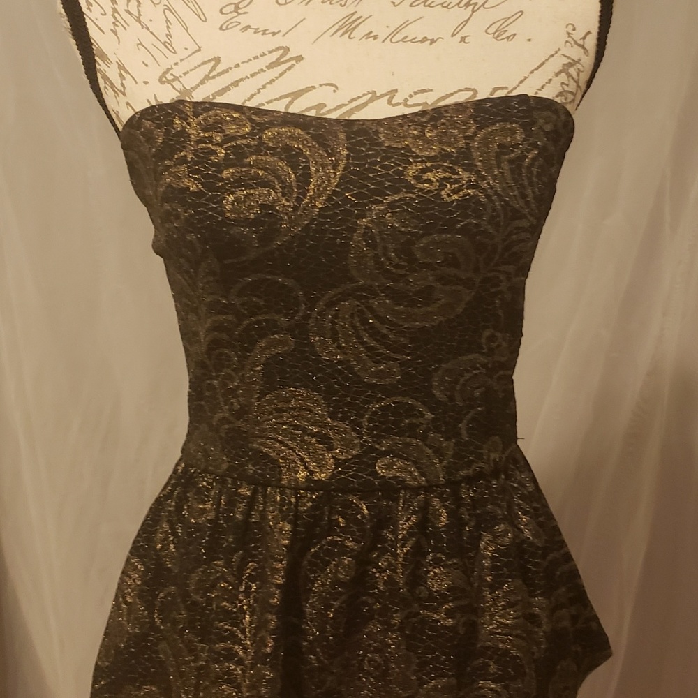 Black & Gold print straples top